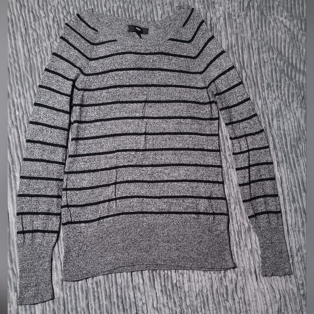 Mossimo - Knitted Long-sleeve Shirt w/ Horizontal Stripes - Gray, Black - L/G - Picture 7 of 8